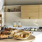 Mercure Centre 호텔 아쟁
