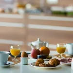 Mercure Centre Hotel 4*