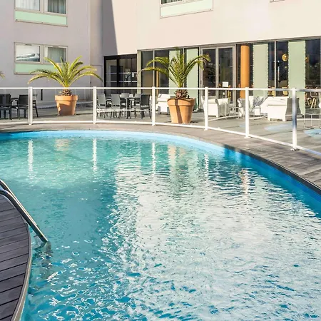 Mercure Centre Hotell 4*