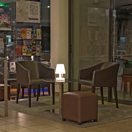 Mercure Centre 4* אז'ן