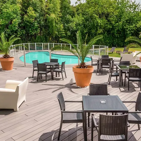 Mercure Centre Hotell 4*