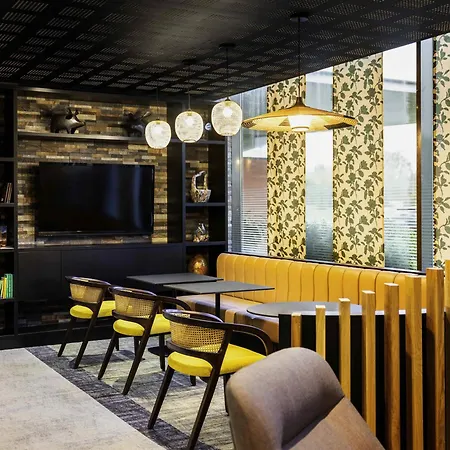 Mercure Centre 4* אז'ן