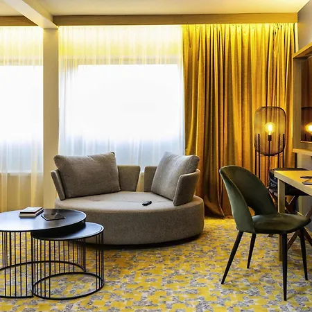 מלון Mercure Centre אז'ן