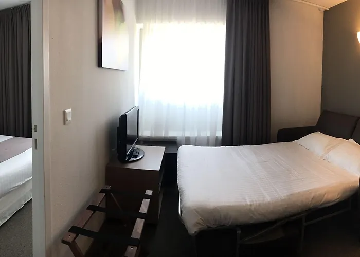 Mercure Centre アジャン