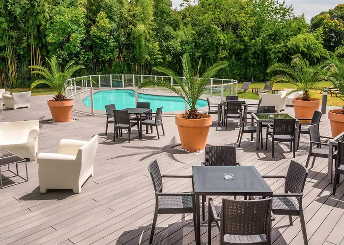 Mercure Centre Hotel 4*