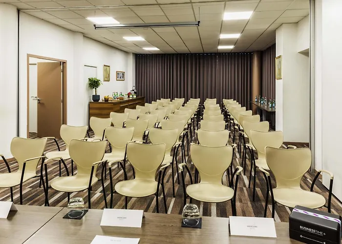 Mercure Centre Hotel